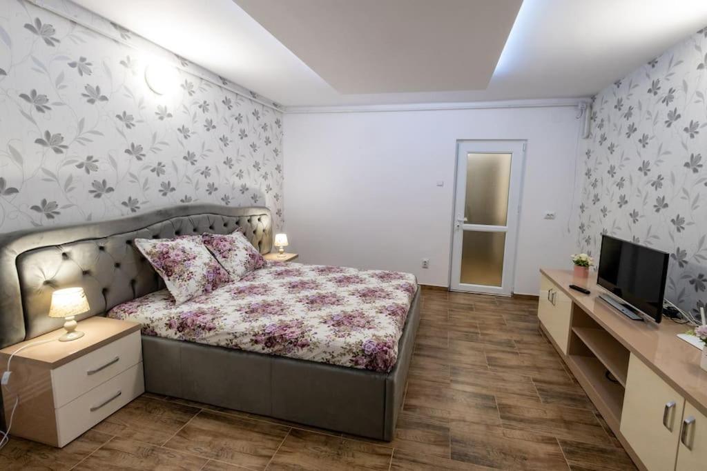 בוזאו Luxury Radox Apartment Park 1 Bz מראה חיצוני תמונה