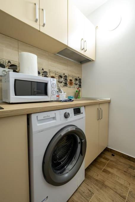 בוזאו Luxury Radox Apartment Park 1 Bz מראה חיצוני תמונה
